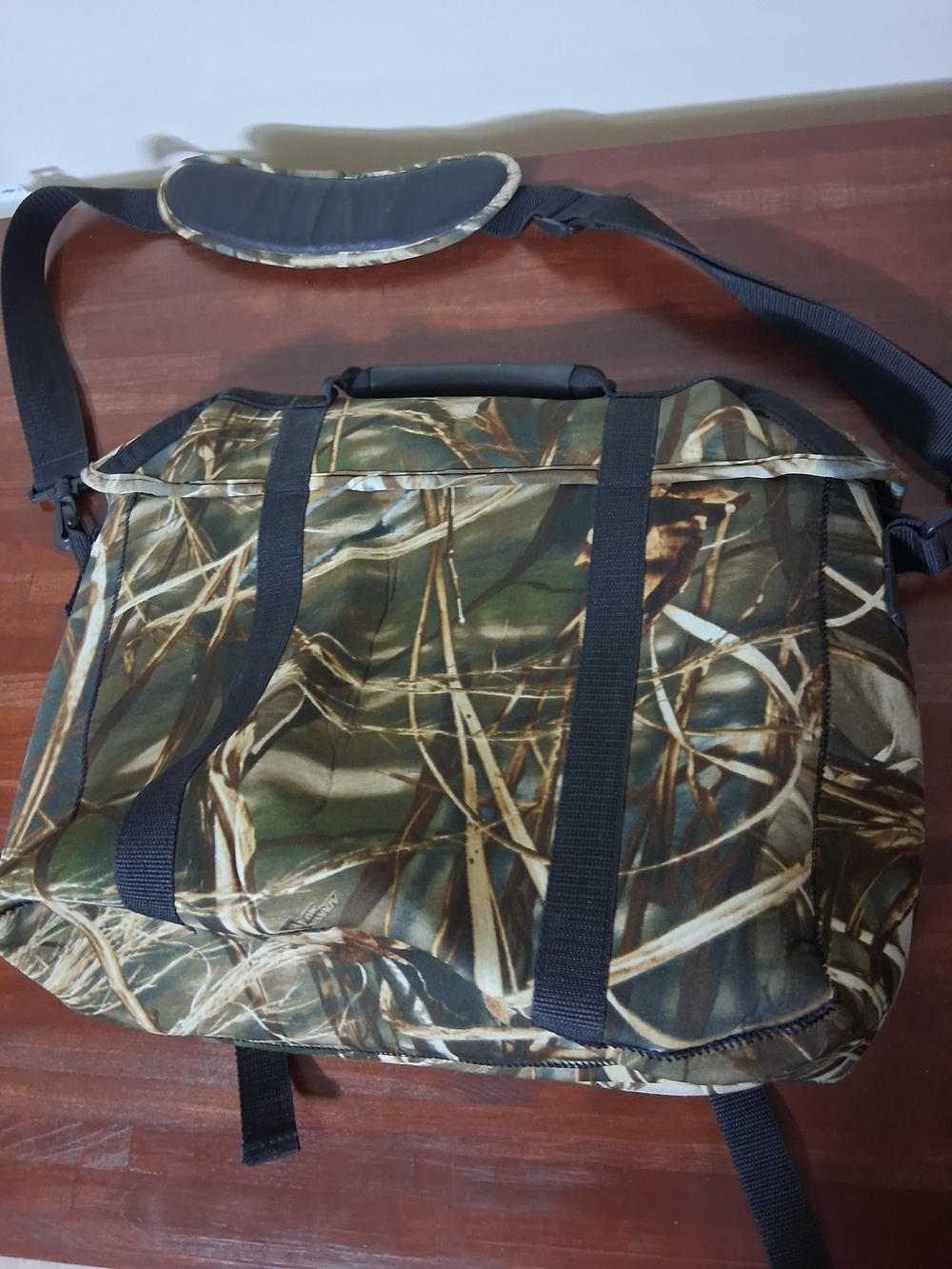 Camo Messenger Hunting Outdoor Bag - Green/Brown - Picture 2 of 5